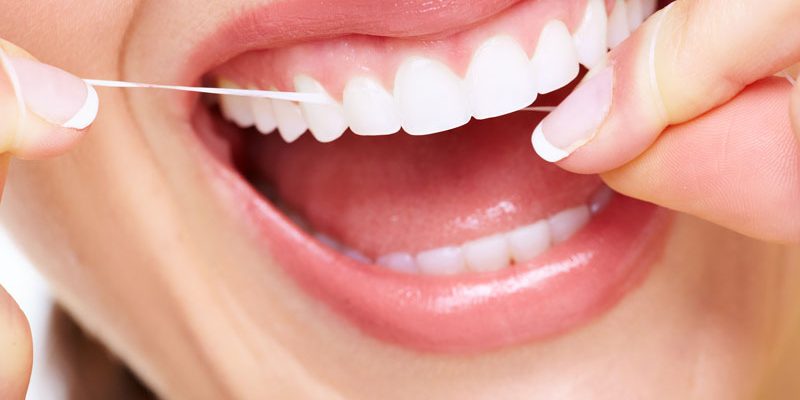Qué_tan_necesario_es_el_hilo_dental-imagen-grande-min